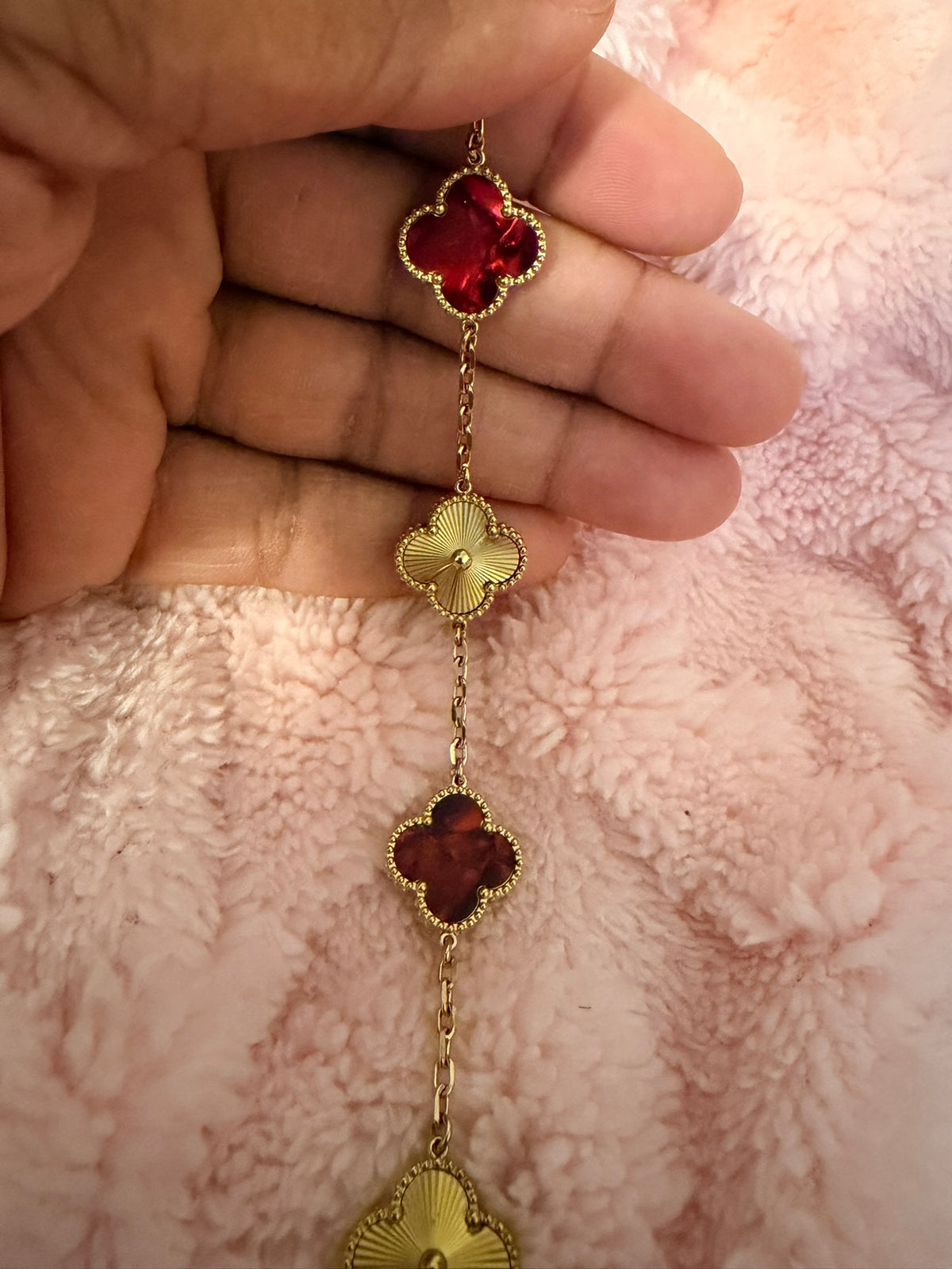 Ruby Red & Gold Kolorful Klover Bracelet – 15mm